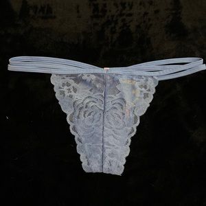 Victoria’s Secret sexy blue thong